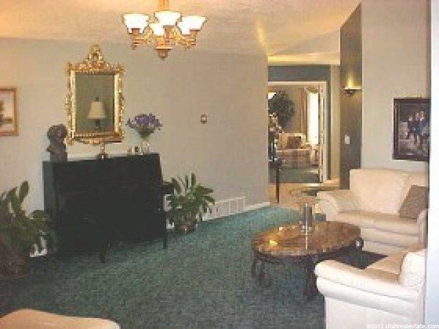 7944 Pinewood Dr, Sandy, UT 84094 — photo 7