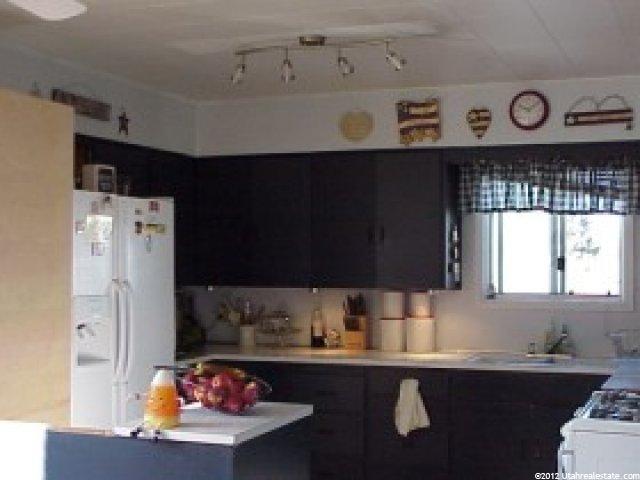 392 S Main St, Manti, UT 84642 — photo 2