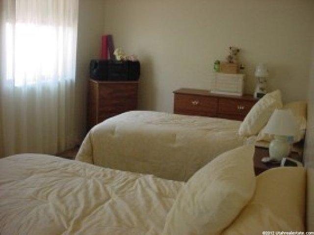 81 E 820 S, Centerville, UT 84014 — photo 6