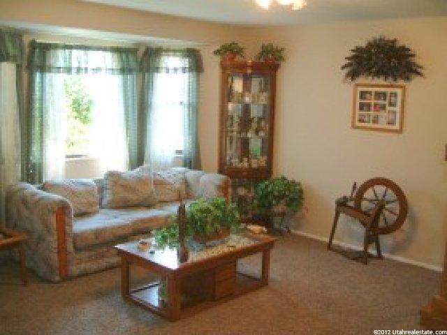 2027 N 1000 W, Clinton, UT 84015 — photo 4