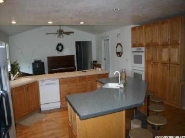 144 S 100 W, Wellsville, UT 84339 — photo 2