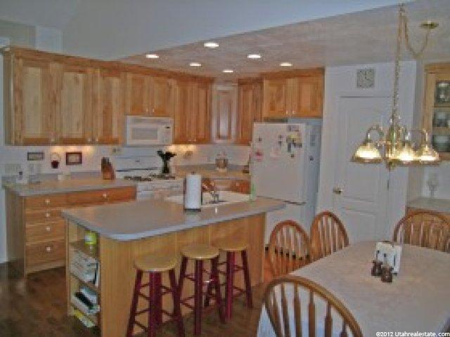 3848 Prestwick Dr, Syracuse, UT 84075 — photo 3