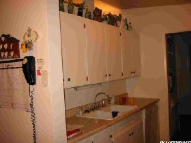 941 E Vitt Dr, Ogden, UT 84404 — photo 4