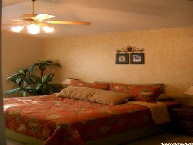 2172 N 950 W, Clinton, UT 84015 — photo 2