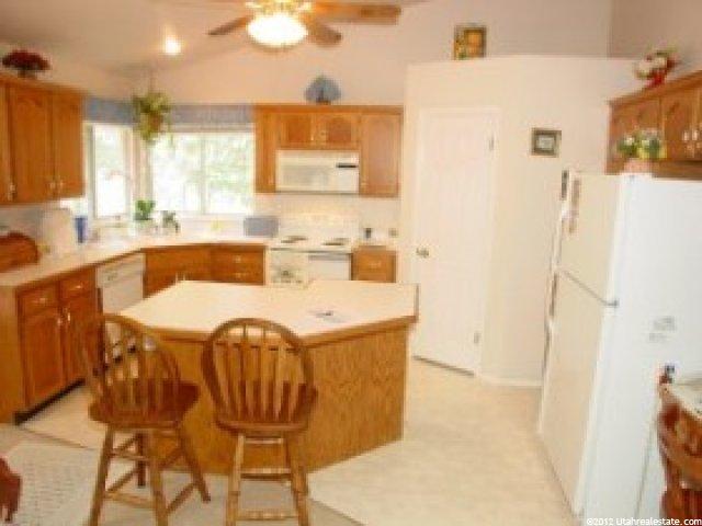 7899 Showcase Ln, Sandy, UT 84094 — photo 4
