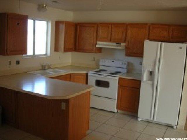 987 S 1480 W, Clearfield, UT 84015 — photo 2