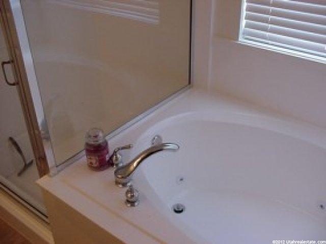 1353 N 2530 W, Clinton, UT 84015 — photo 8