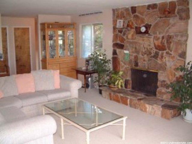 9500 S 1400 E, Sandy, UT 84092 — photo 2