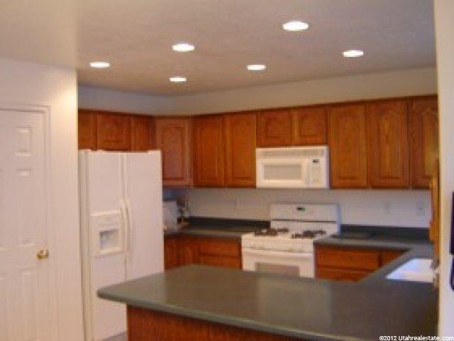 924 W 1520 N, Clinton, UT 84015 — photo 5