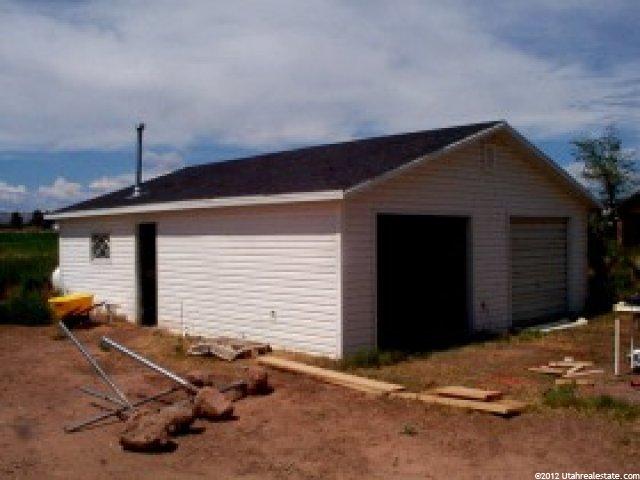 881 N 3000 W, Roosevelt, UT 84066 — photo 7