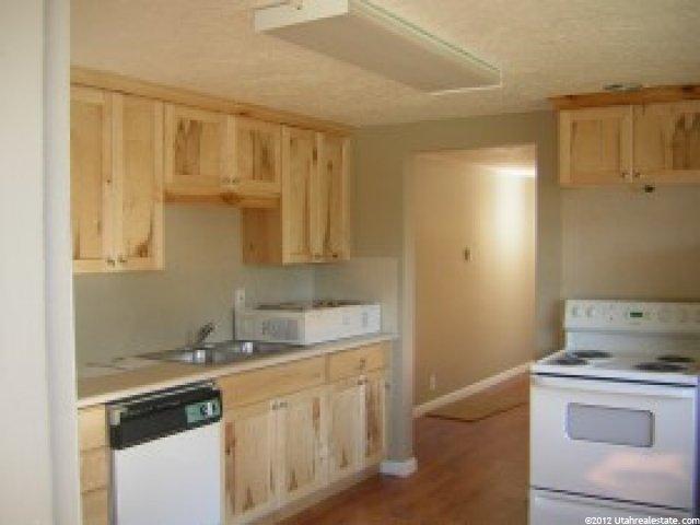 109 W 400 S, Logan, UT 84321 — photo 2