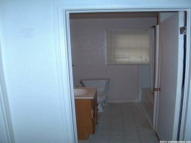 260 E 900 S, Layton, UT 84041 — photo 6