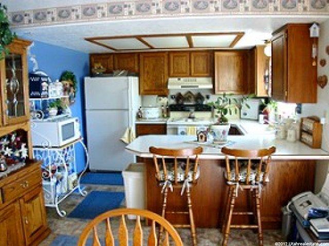3898 Foxglen Dr, Roy, UT 84067 — photo 6