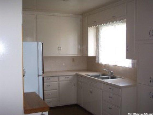 261 E 7390 S, Midvale, UT 84047 — photo 3