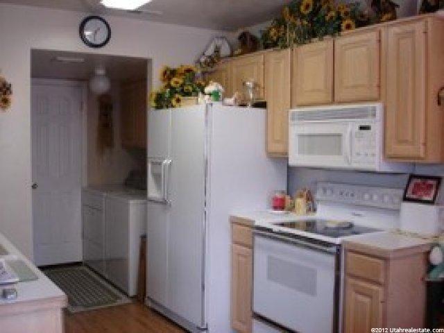 207 E 820 S, Centerville, UT 84014 — photo 2