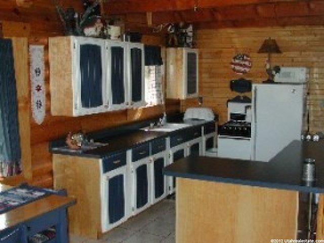 927 Acorn Cir, Timber Lakes, UT 84032 — photo 2