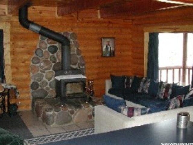 927 Acorn Cir, Timber Lakes, UT 84032 — photo 3