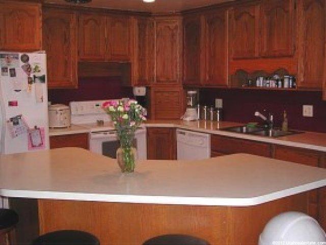 5401 S 825 E, South Ogden, UT 84405 — photo 2