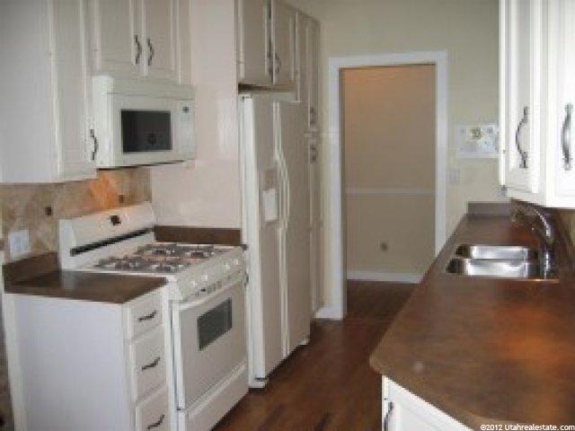 395 E 6815 S, Midvale, UT 84047 — photo 2