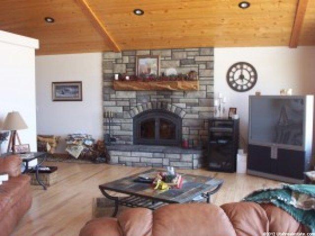 375 W 4000 S, Vernal, UT 84078 — photo 6