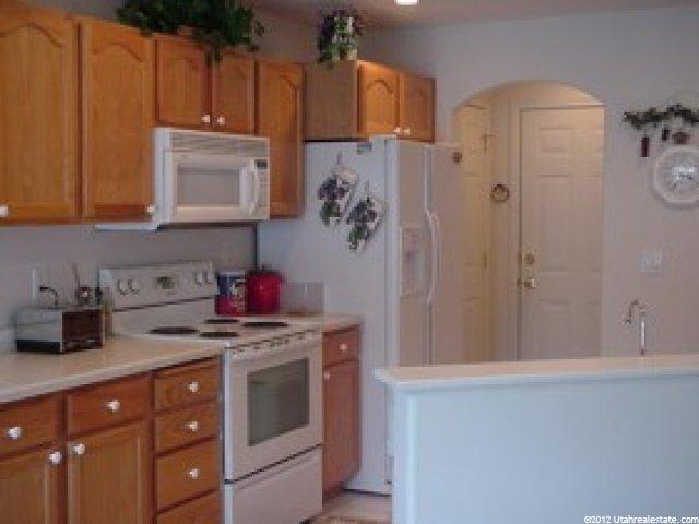 4615 Blossom, Roy, UT 84067 — photo 5