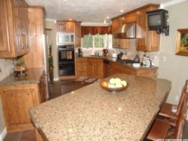 10425 Dimple Dell Rd, Sandy, UT 84092 — photo 5
