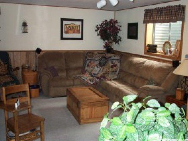 1063 N 1250 W, Layton, UT 84041 — photo 6