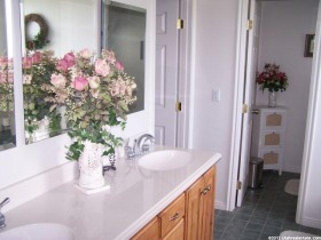 2476 S 1475 W, Syracuse, UT 84075 — photo 6