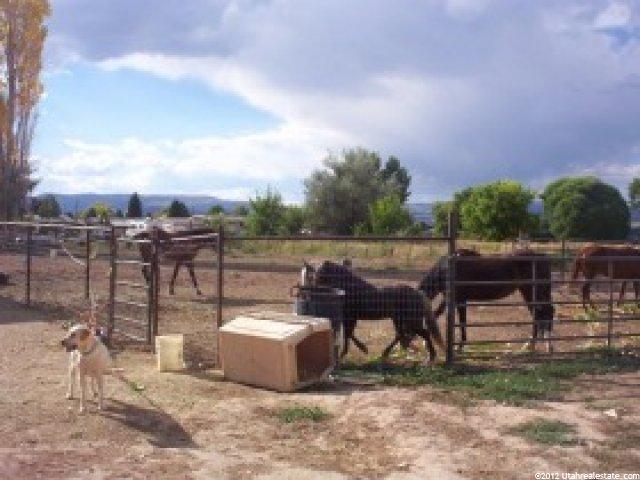 702 W 300 N, Vernal, UT 84078 — photo 4