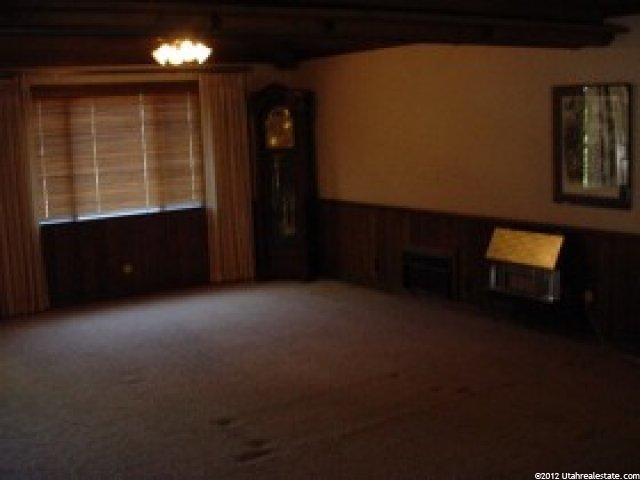 677 W 3400 S, Bountiful, UT 84010 — photo 2