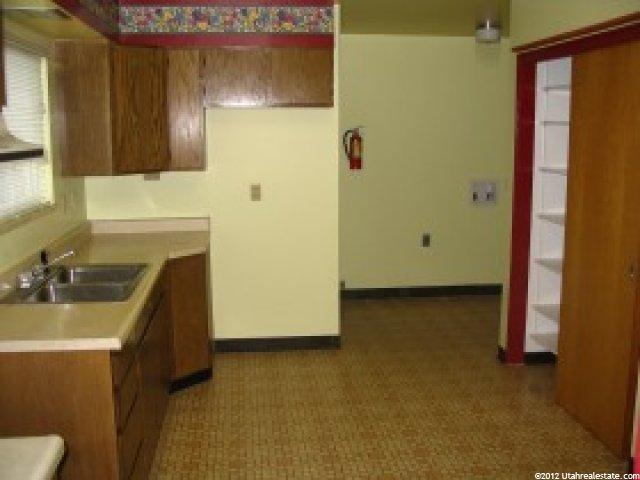 104 S 4th Ave, Dutch John, UT 84023 — photo 7