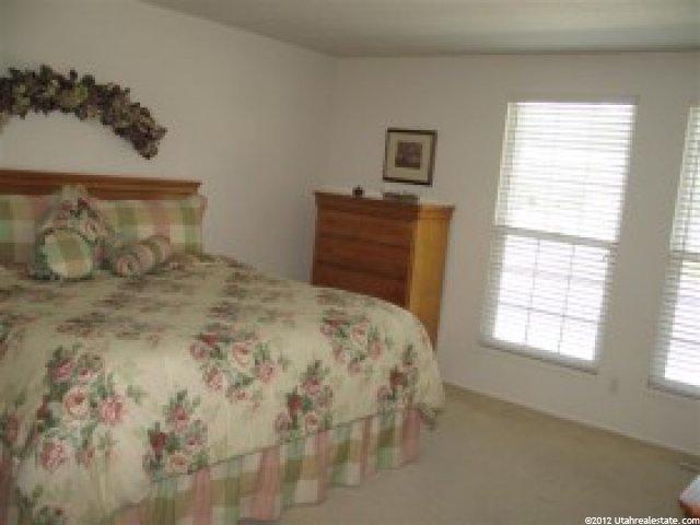 4240 S 1650 E, Holladay, UT 84124 — photo 8