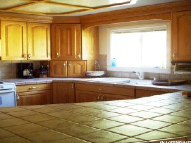 906 E 3400 N, North Ogden, UT 84414 — photo 5