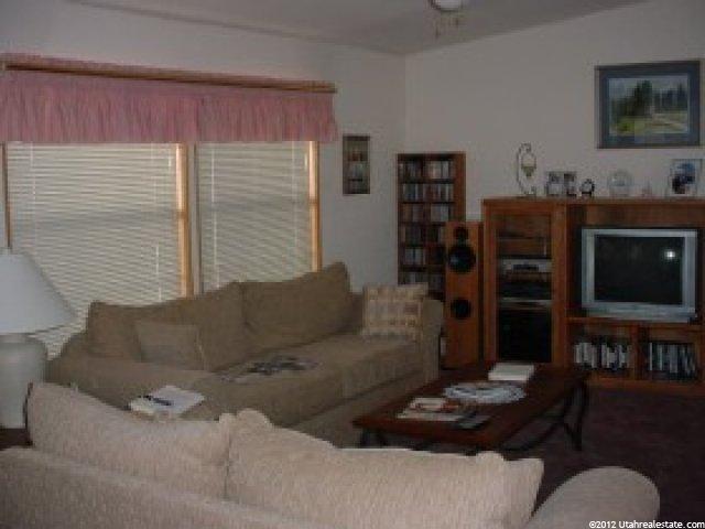 1111 N 2000 W ## 266, Farr West, UT 84404 — photo 3
