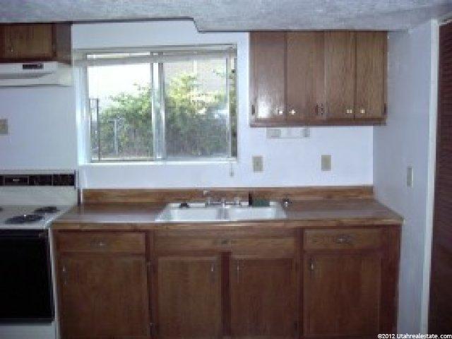 790 N 250 W, Clearfield, UT 84015 — photo 5