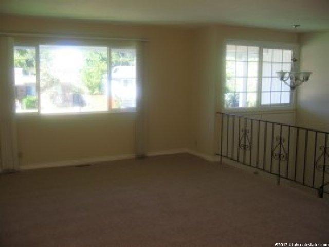 2394 E Quail Hollow Dr, Sandy, UT 84093 — photo 4