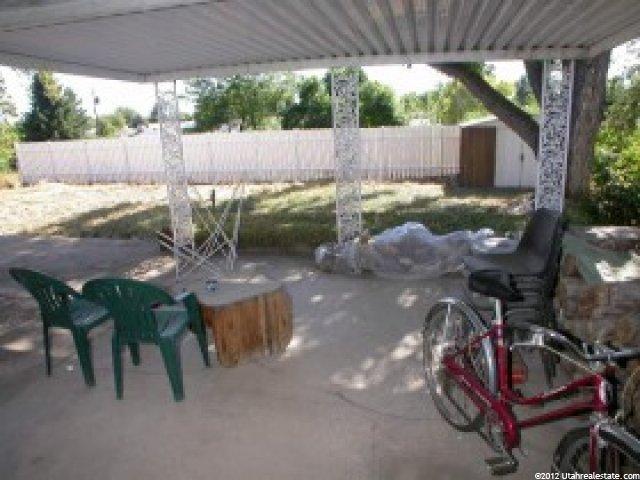 215 N Terrace Dr, Clearfield, UT 84015 — photo 4