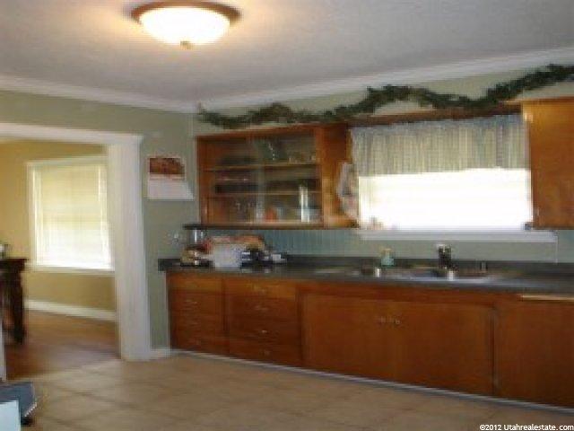 433 E Center St, Logan, UT 84321 — photo 4