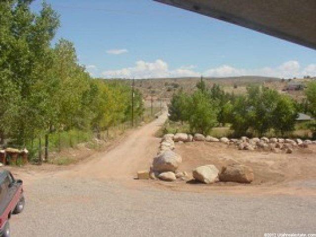 423 W Buckeye, Leeds, UT 84746 — photo 5