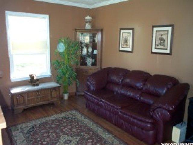 332 Highland Dr, Riverdale, UT 84405 — photo 2