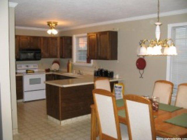 1136 Hidden Valley Rd, Fruit Heights, UT 84037 — photo 3