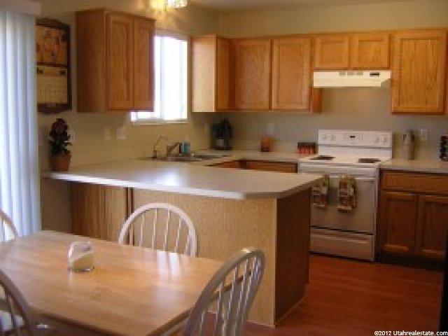 491 N 700 W, Clearfield, UT 84015 — photo 2