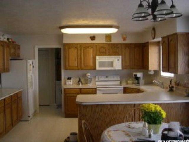 1364 S 2375 W, Syracuse, UT 84075 — photo 4