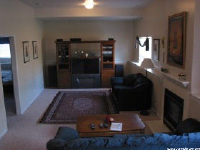 486 W 2300 N, Harrisville, UT 84414 — photo 5