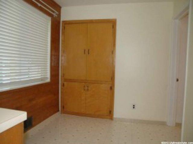 436 S 300 E, Centerville, UT 84014 — photo 4