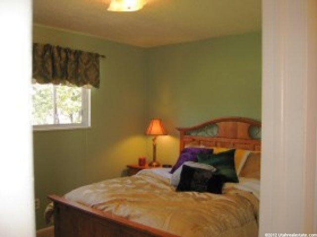 604 W 1750 N, Clinton, UT 84015 — photo 5