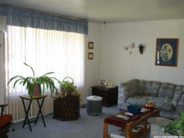 3159 Ryan Dr, Taylorsville, UT 84118 — photo 2