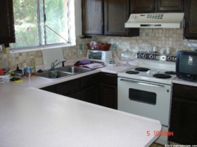 3159 Ryan Dr, Taylorsville, UT 84118 — photo 5