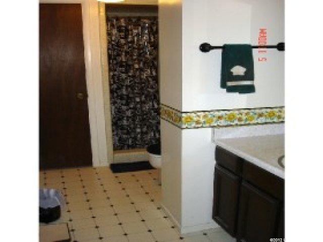 3159 Ryan Dr, Taylorsville, UT 84118 — photo 8