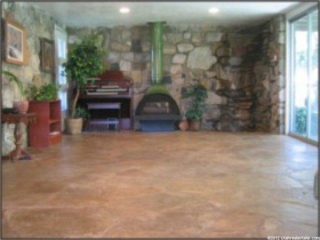 192 N 100 E, Farmington, UT 84025 — photo 4